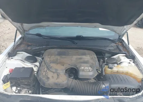 2015 Chrysler 300C Platinum Awd from USA, damaged, VIN 2C3CCASG4FH736470